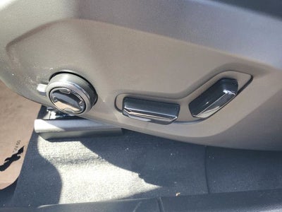 2026 Volvo XC60 Plug-In Hybrid T8 Ultra Black Edition