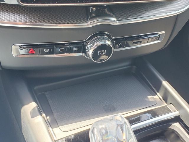 2026 Volvo XC60 Plug-In Hybrid T8 Ultra Black Edition