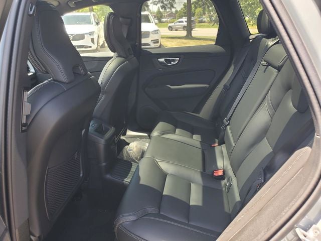 2026 Volvo XC60 Plug-In Hybrid T8 Ultra Black Edition