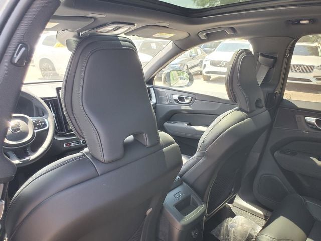 2026 Volvo XC60 Plug-In Hybrid T8 Ultra Black Edition