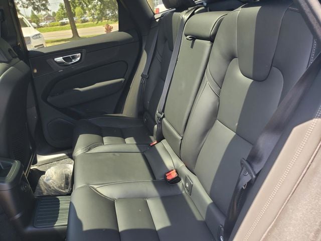 2026 Volvo XC60 Plug-In Hybrid T8 Ultra Black Edition