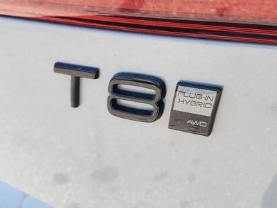 2026 Volvo XC60 Plug-In Hybrid T8 Ultra Black Edition