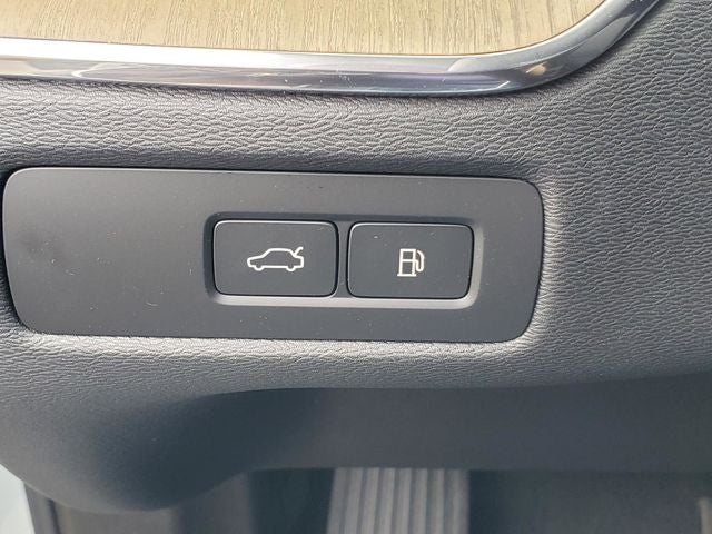 2026 Volvo XC60 Plug-In Hybrid T8 Core