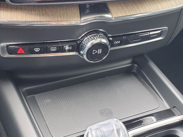 2026 Volvo XC60 Plug-In Hybrid T8 Core