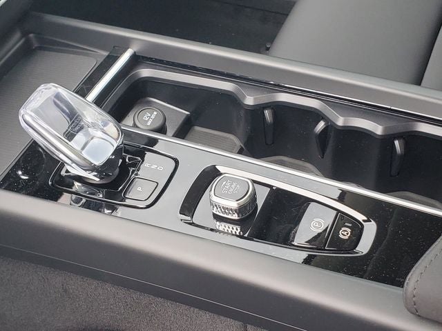 2026 Volvo XC60 Plug-In Hybrid T8 Core