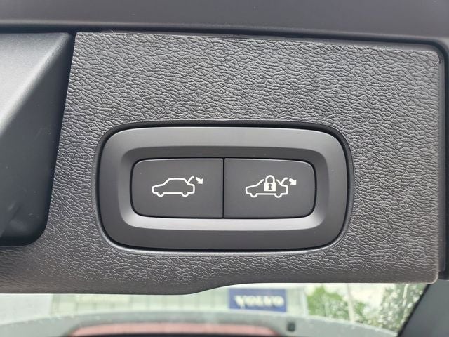 2026 Volvo XC60 Plug-In Hybrid T8 Core
