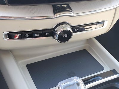 2026 Volvo XC60 Plug-In Hybrid T8 Ultra