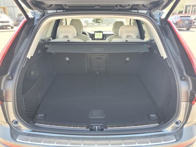 2026 Volvo XC60 Plug-In Hybrid T8 Ultra