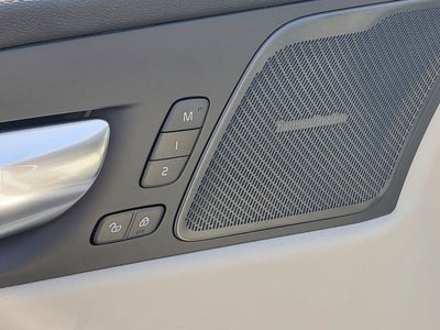 2026 Volvo XC60 Plug-In Hybrid T8 Ultra