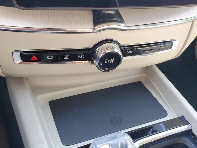2026 Volvo XC60 Plug-In Hybrid T8 Ultra