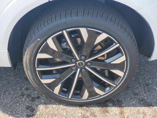 2026 Volvo XC60 Plug-In Hybrid T8 Ultra