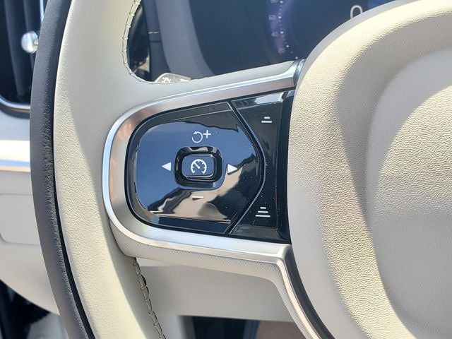2026 Volvo XC60 Plug-In Hybrid T8 Ultra