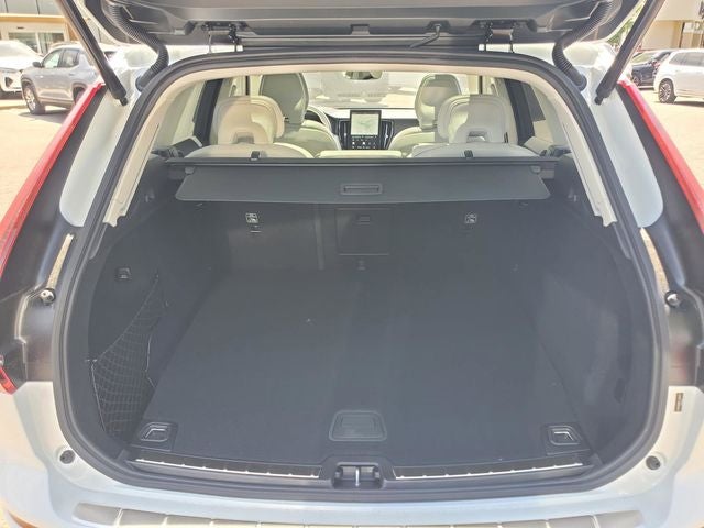 2026 Volvo XC60 Plug-In Hybrid T8 Ultra