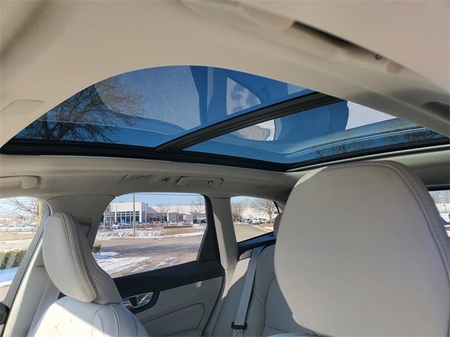 2026 Volvo XC60 Plug-In Hybrid T8 Ultra