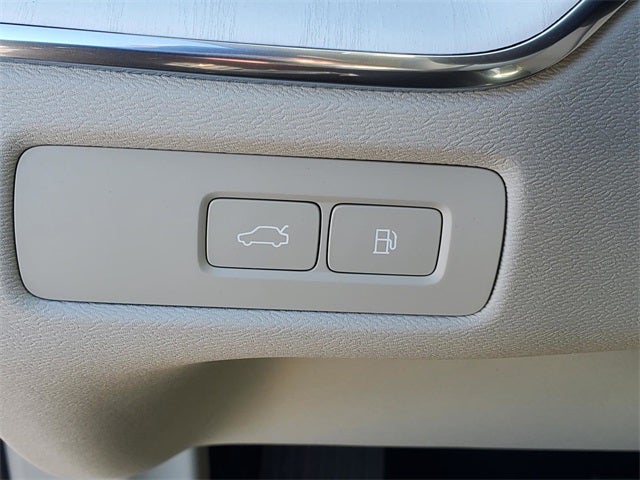 2026 Volvo XC60 Plug-In Hybrid T8 Ultra