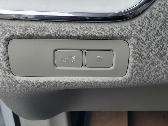 2026 Volvo XC60 Plug-In Hybrid T8 Ultra