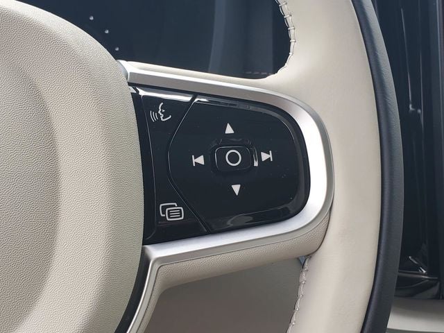 2026 Volvo XC60 Plug-In Hybrid T8 Ultra