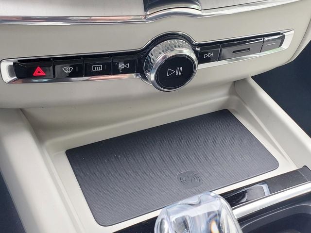 2026 Volvo XC60 Plug-In Hybrid T8 Ultra