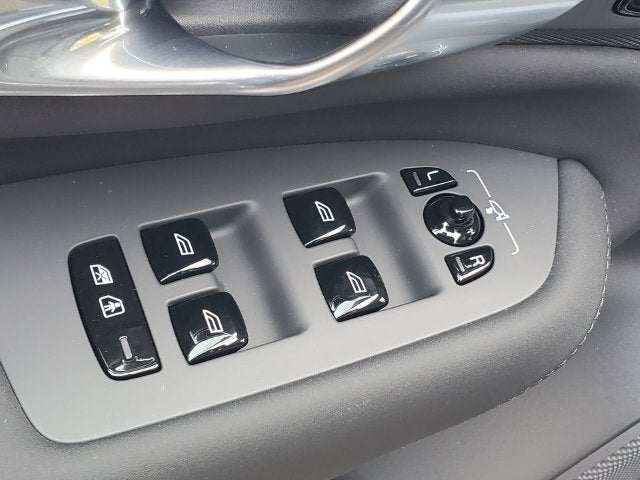 2027 Volvo XC90 Plug-In Hybrid T8 Plus 7 Passenger