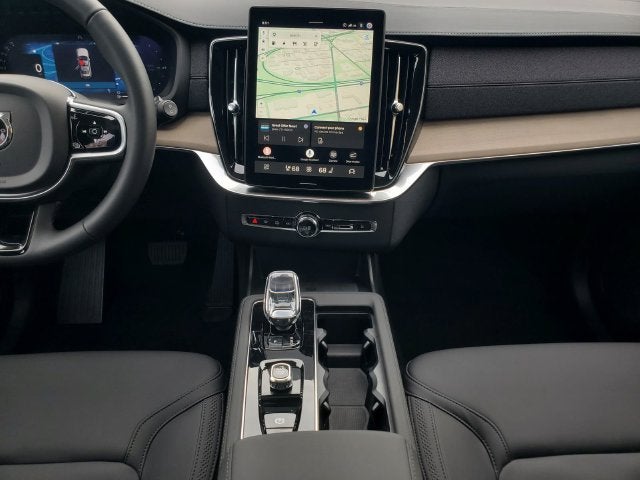 2027 Volvo XC90 Plug-In Hybrid T8 Plus 7 Passenger