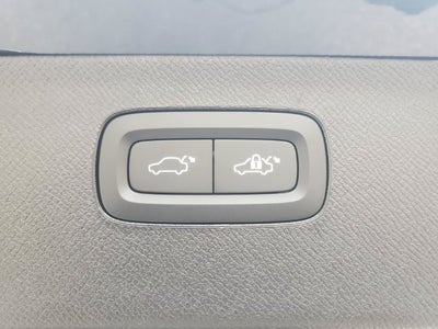 2027 Volvo XC90 Plug-In Hybrid T8 Plus 7 Passenger