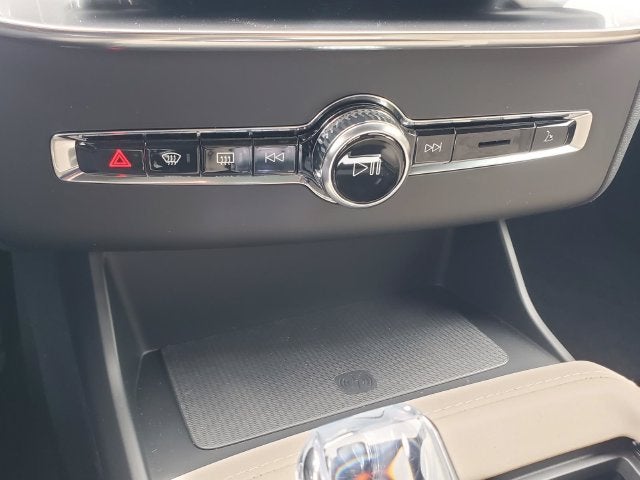 2027 Volvo XC90 T8 Plus 7-Seater