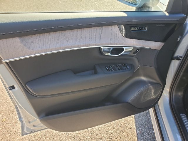 2027 Volvo XC90 Ultra