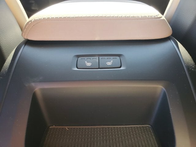 2027 Volvo XC60 T8 Plus
