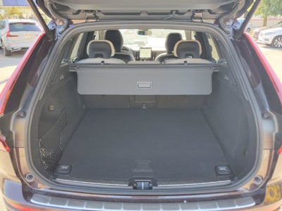 2027 Volvo XC60 T8 Plus
