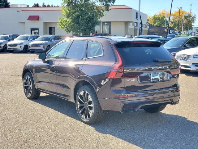 2027 Volvo XC60 T8 Plus