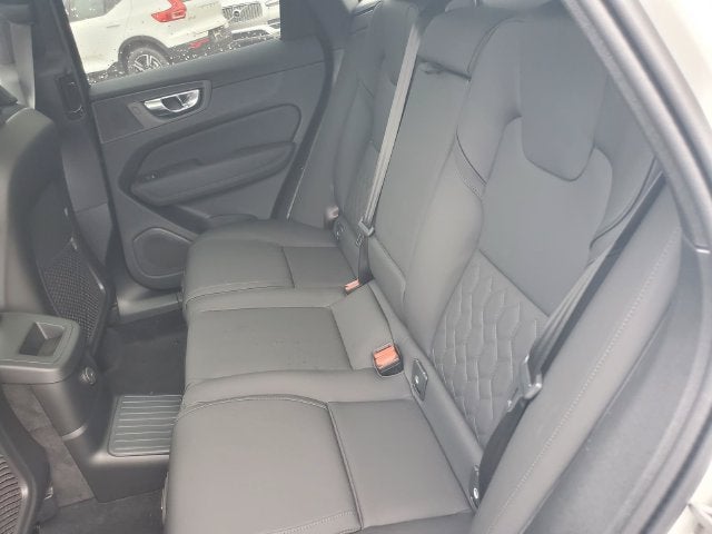 2027 Volvo XC60 T8 Plus