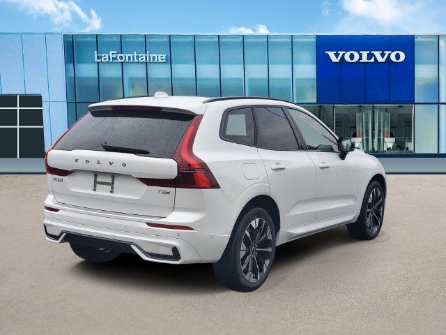 2027 Volvo XC60 T8 Plus