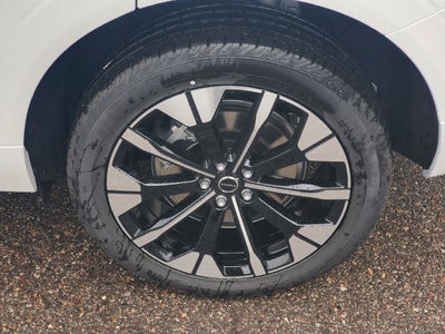 2027 Volvo XC60 T8 Plus