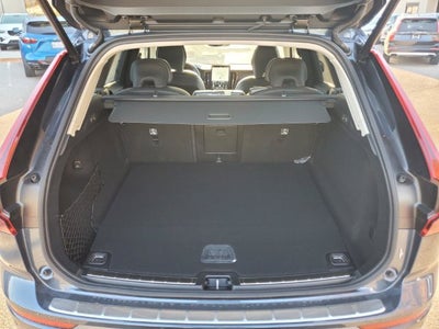 2027 Volvo XC60 Plug-In Hybrid T8 Ultra
