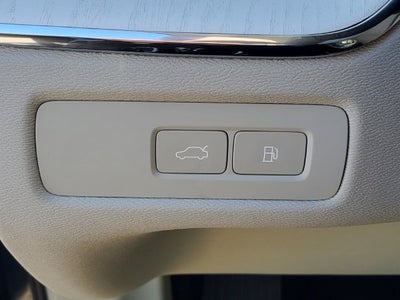 2027 Volvo XC60 B5 Ultra