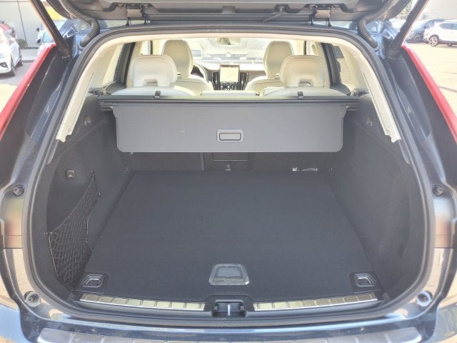 2027 Volvo XC60 B5 Ultra