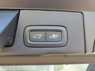 2027 Volvo XC60 B5 Ultra