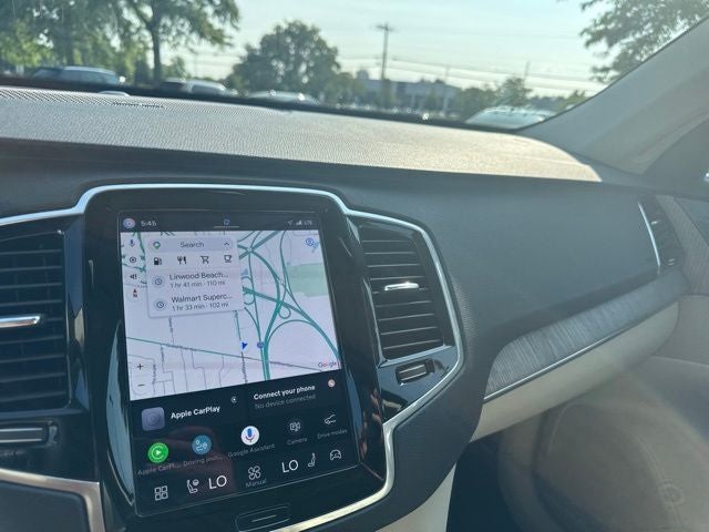 2023 Volvo XC90 B5 Plus