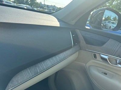 2023 Volvo XC90 B5 Plus