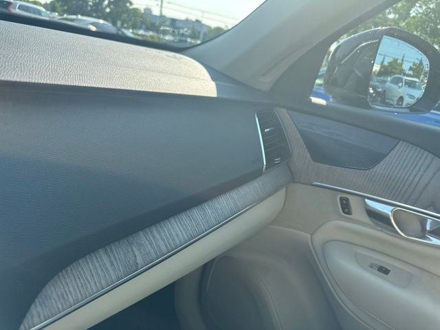 2023 Volvo XC90 B5 Plus