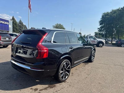 2023 Volvo XC90 B5 Plus