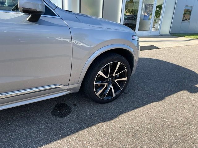 2023 Volvo XC90 B5 Plus