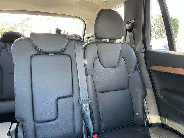 2023 Volvo XC90 B5 Plus