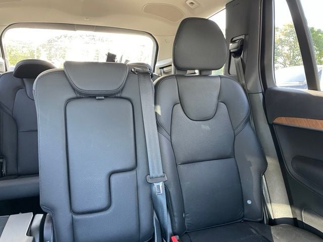 2023 Volvo XC90 B5 Plus