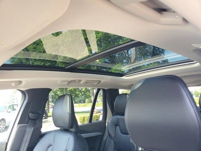 2023 Volvo XC90 B5 Core