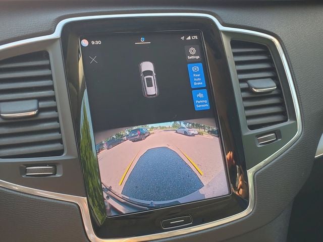 2023 Volvo XC90 B5 Core