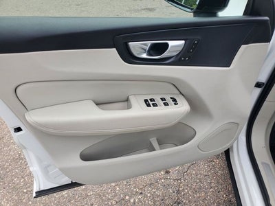 2024 Volvo XC60 B5 Core