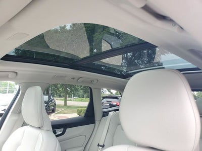 2024 Volvo XC60 B5 Core