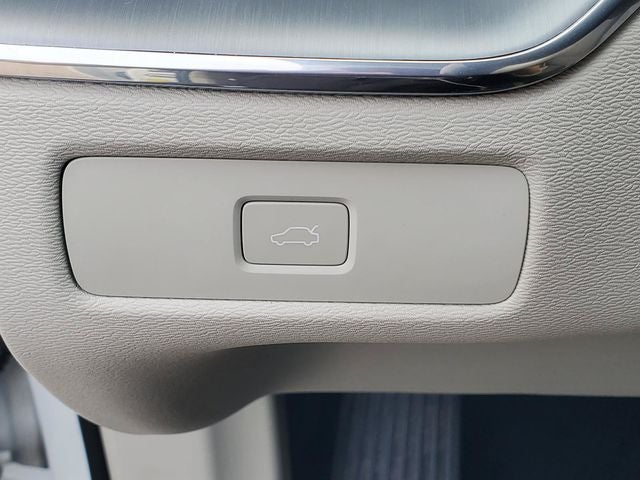 2024 Volvo XC60 B5 Core