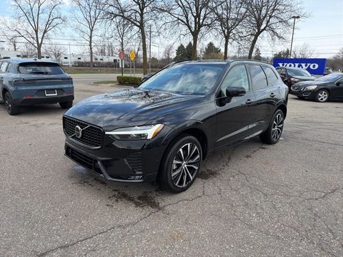 2024 Volvo XC60 B5 Plus Dark Theme